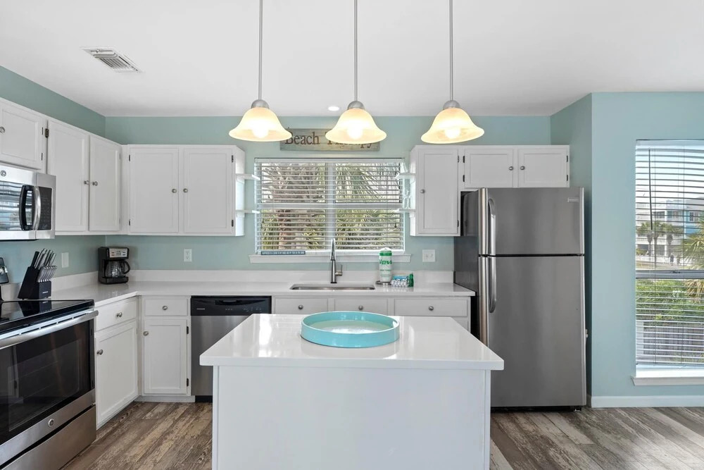 Let the Good Tides Roll 3BR 2BA 10