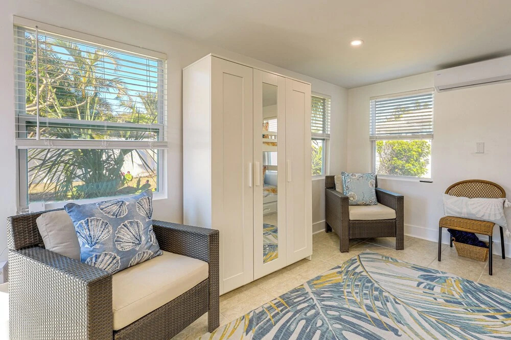 Steps to Sand: Clearwater Family Home w/ Game Room