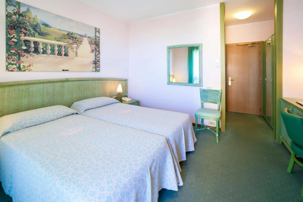 Hotel American