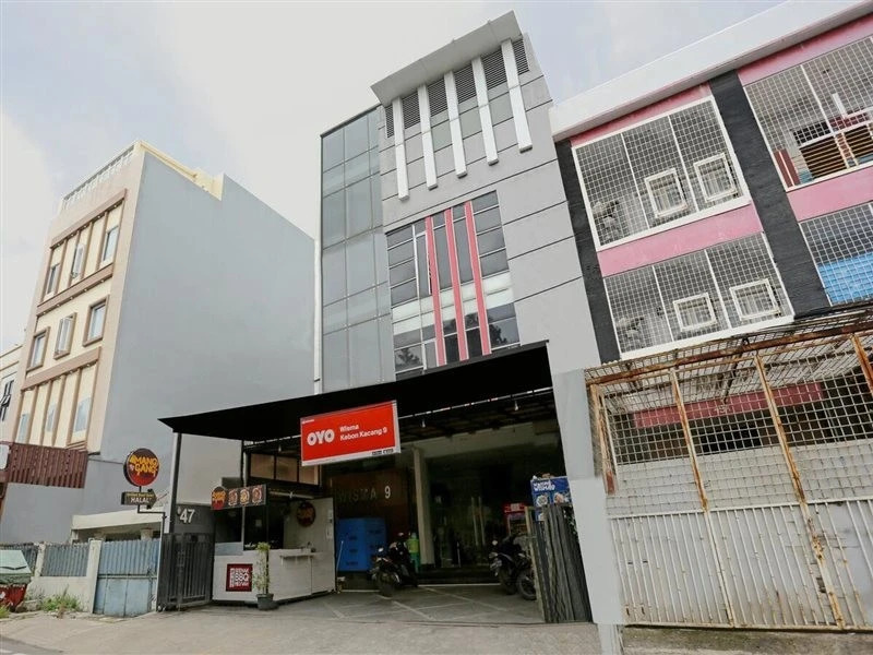 Wisma Kebon Kacang 9 by OYO Rooms