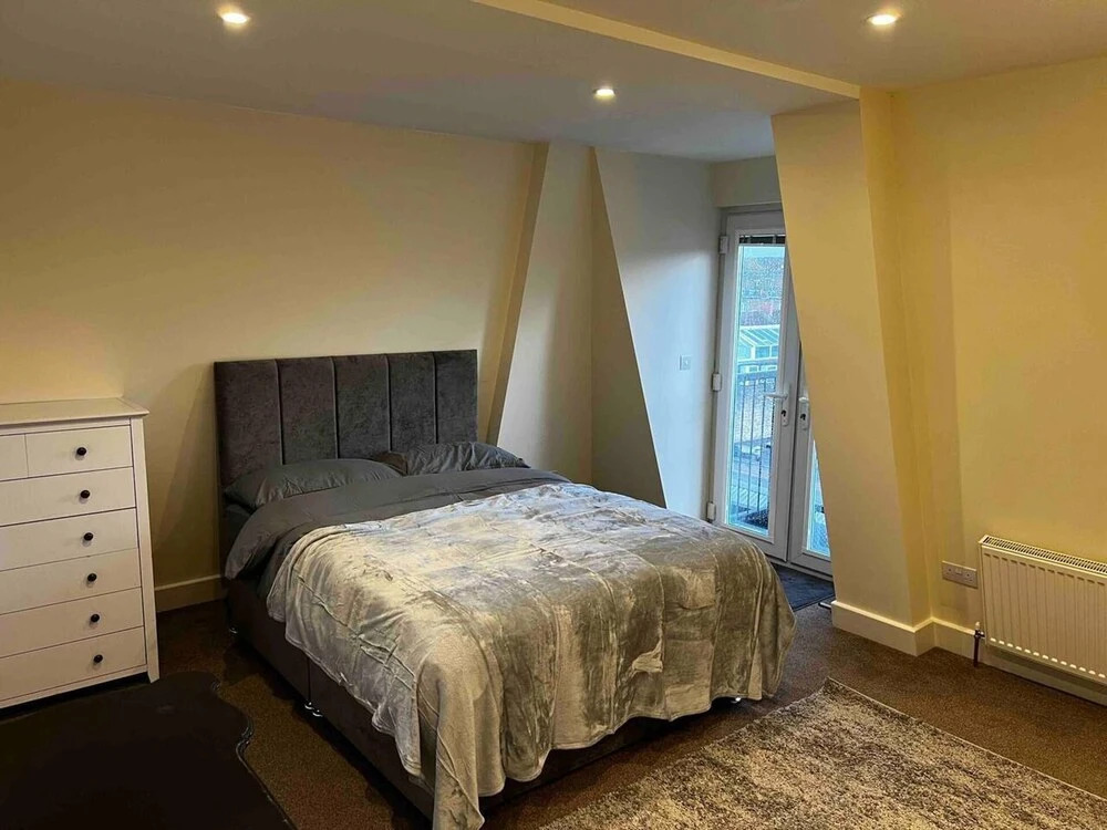 Lovely 3-bed Flat in London