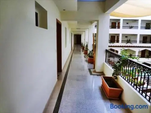 Johny International Hotel