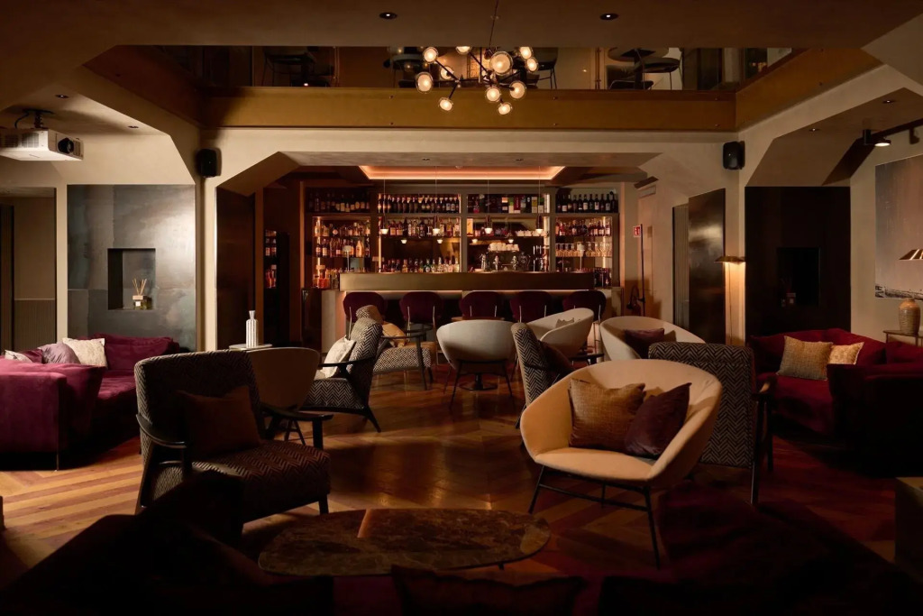 Loly Boutique Hotel