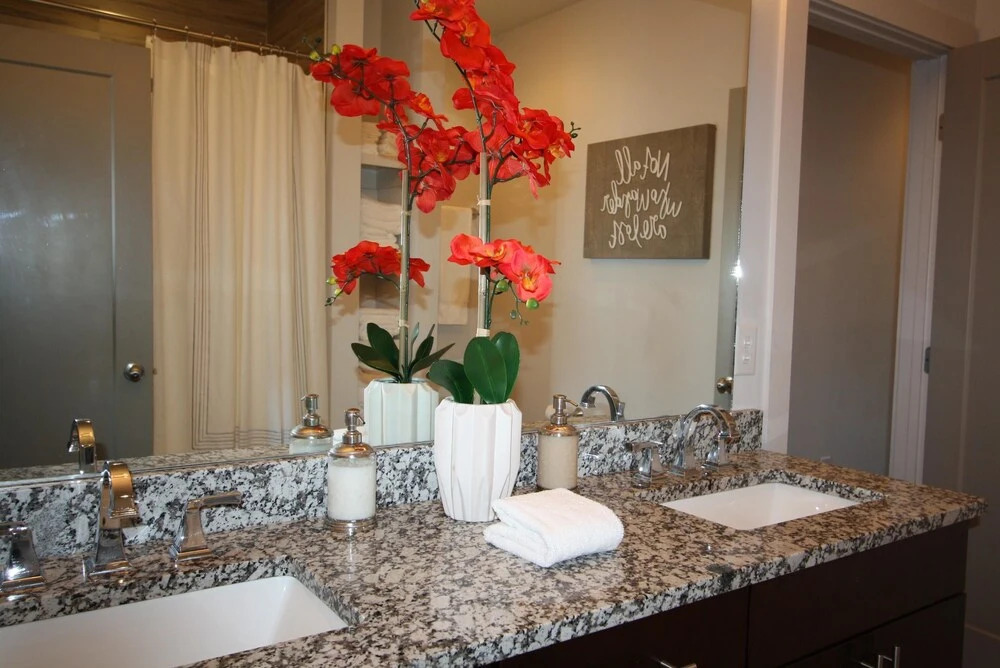 Ultimate Bach PAD Near Downtown W/rooftop Terrace Group Friendly - NPP