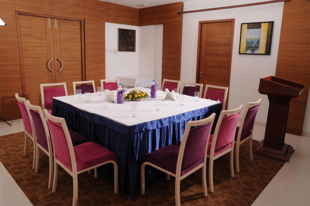 Biverah Hotel & Suites