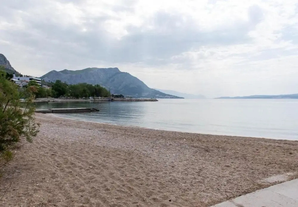 Mir - Close to Beach - SA2