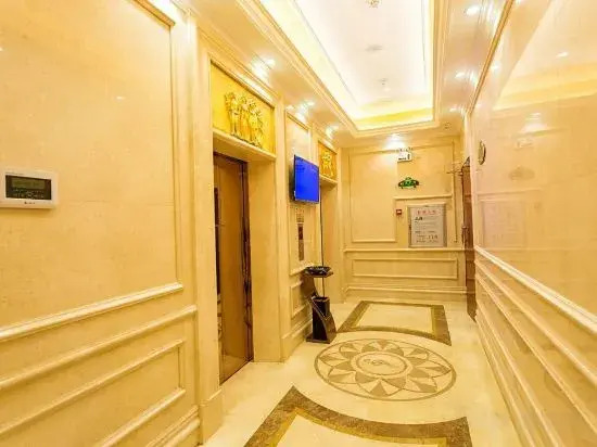 Vienna Hotel (Ji'an Railway Station)