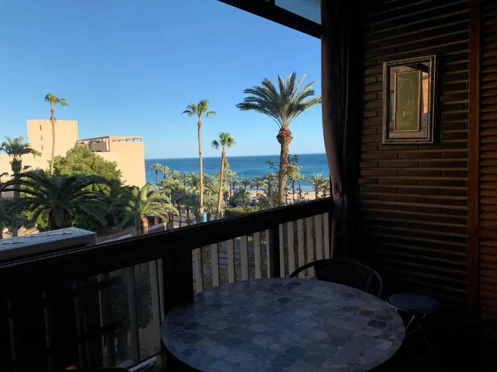 Bel Appartement Face A La Mer
