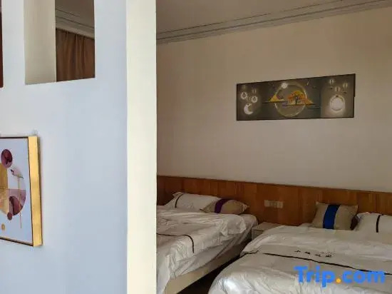 Chenxia Thousand  Mirror Snow · 360° Shika Snow Mountain Delight  Guesthouse (Dukezong  Branch)