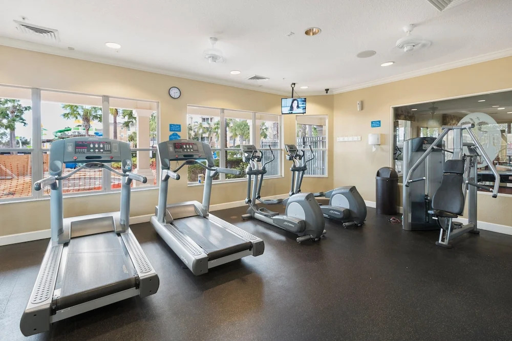 Luxurious Condo Near Disneyfree Waterpark Access