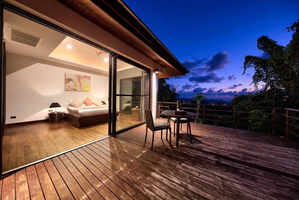 Sunset Heights Villa