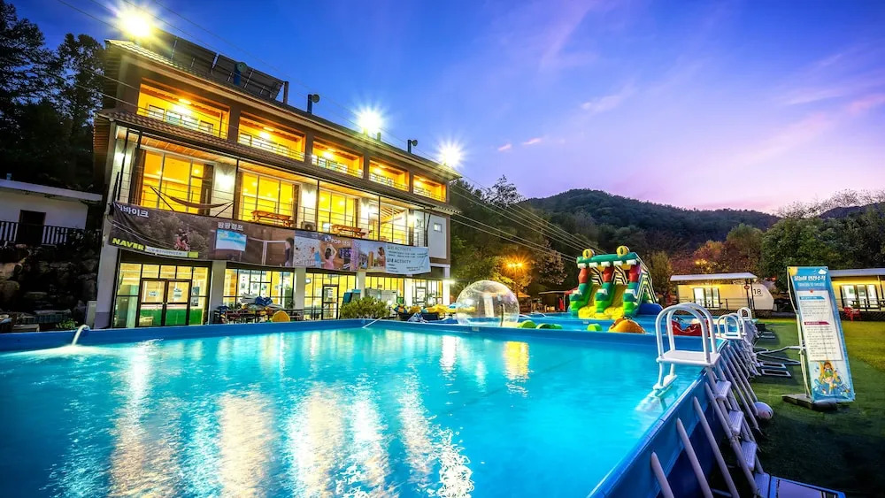 Gapyeong Saeyeon Caravan Camping