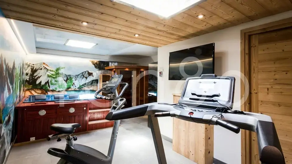 Chalet Base Camp
