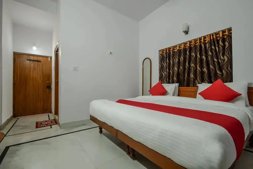 Ashirwad Palace Hotel by OYO Rooms