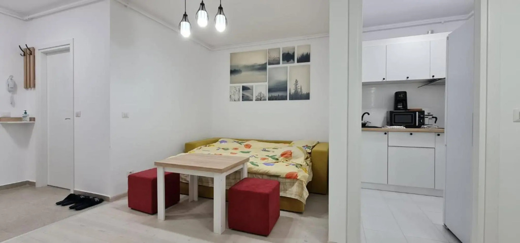 Studio spațios,intim+ loc parcare propriu,vedere panoramică,utilat de lux