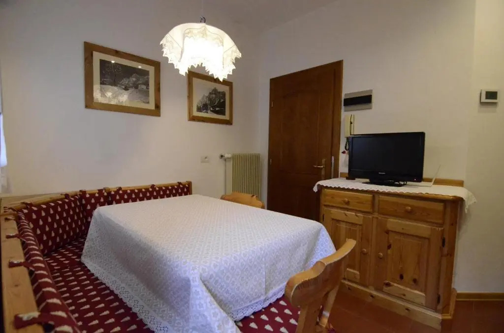 Continental 101- 4 Beds