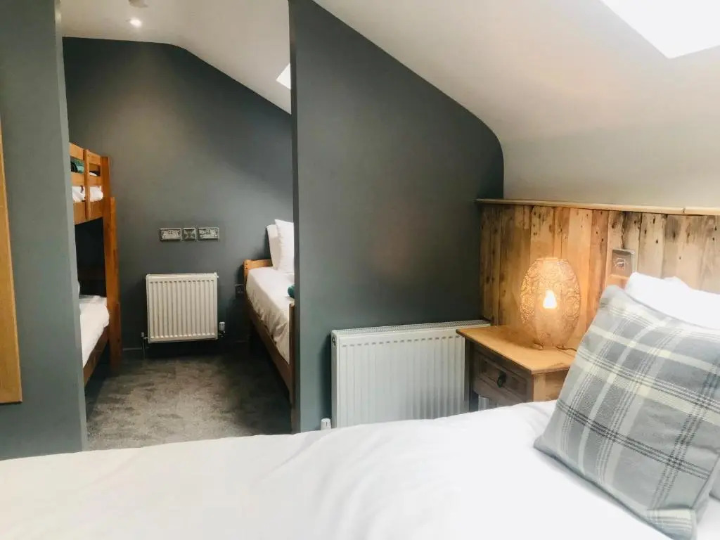 Rostrevor Mountain Lodge Hostel Accommodation