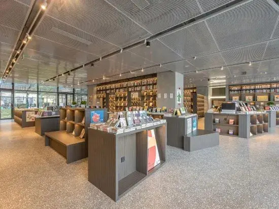 Cixi Sports Center Xinhefang Light Residence Hotel