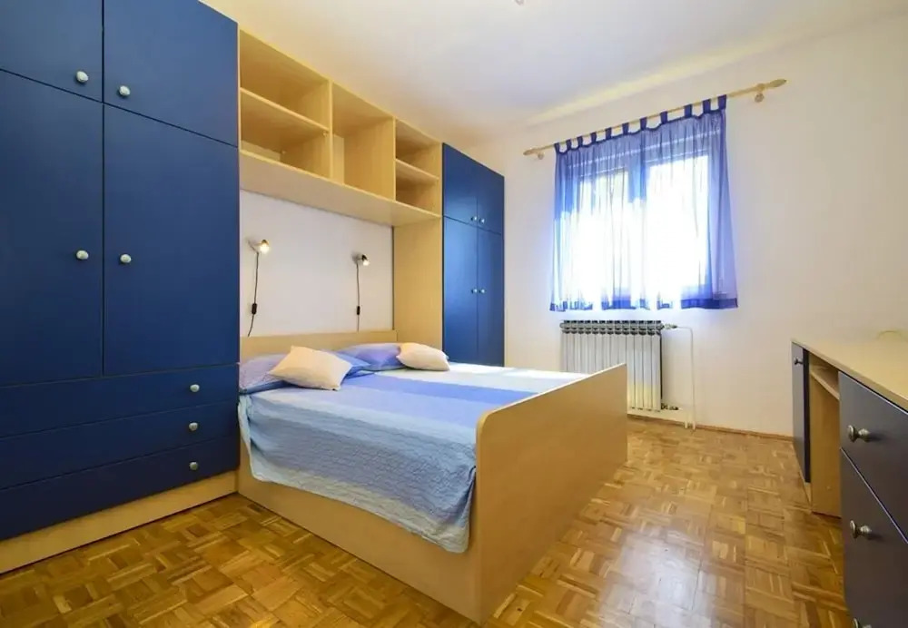 Snježa - Green House - B2 Snjezana