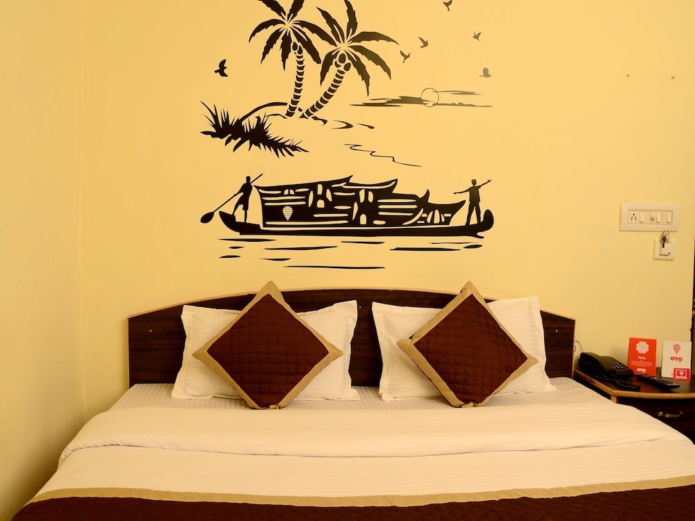 OYO 4033 Hotel Eden Residency