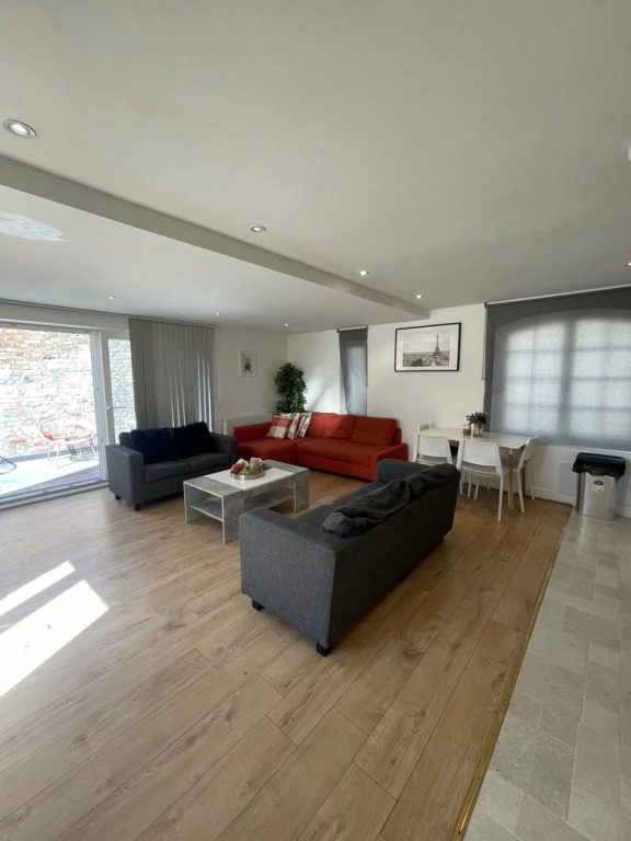 Impeccable 3-bed Apartment in London