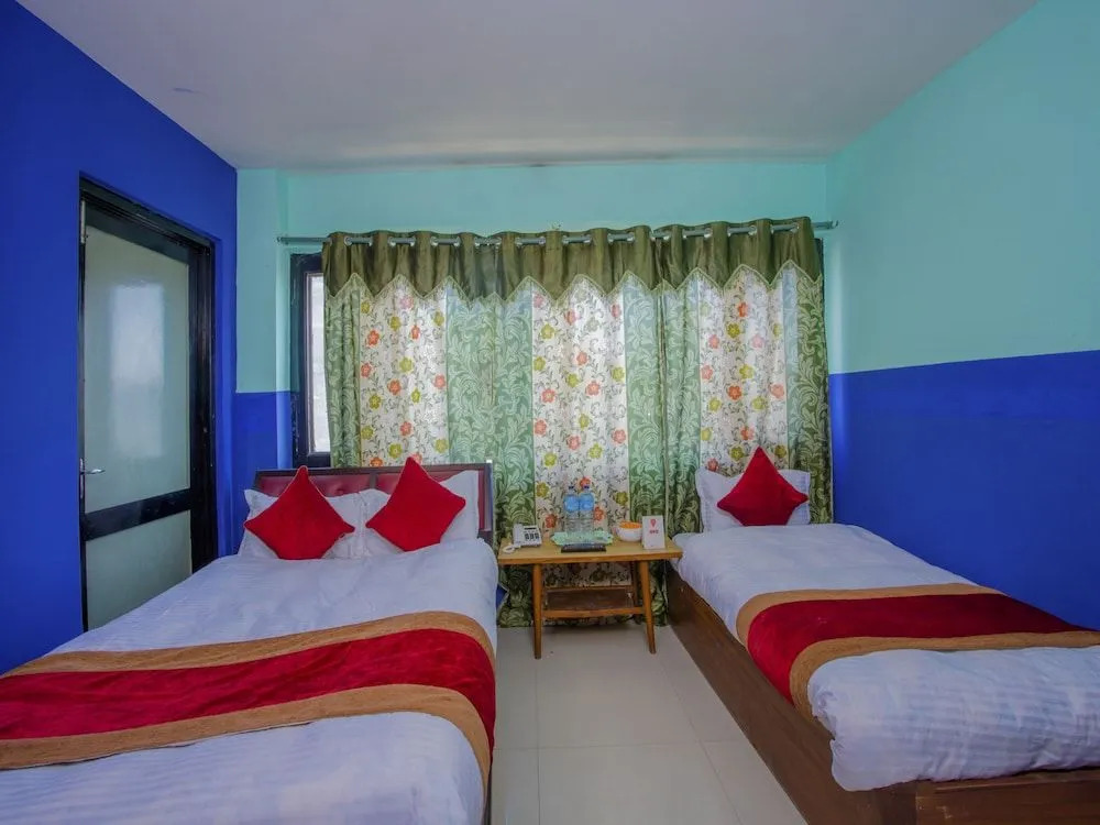 OYO 266 Hotel Grand Stupa