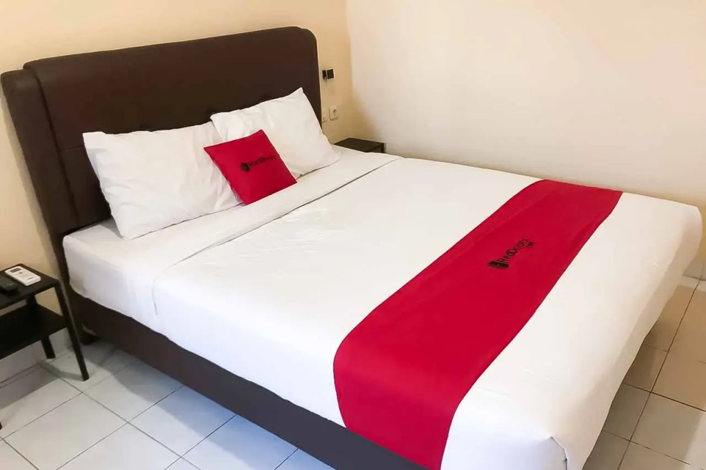 RedDoorz @ Pavilion Residence Cikarang