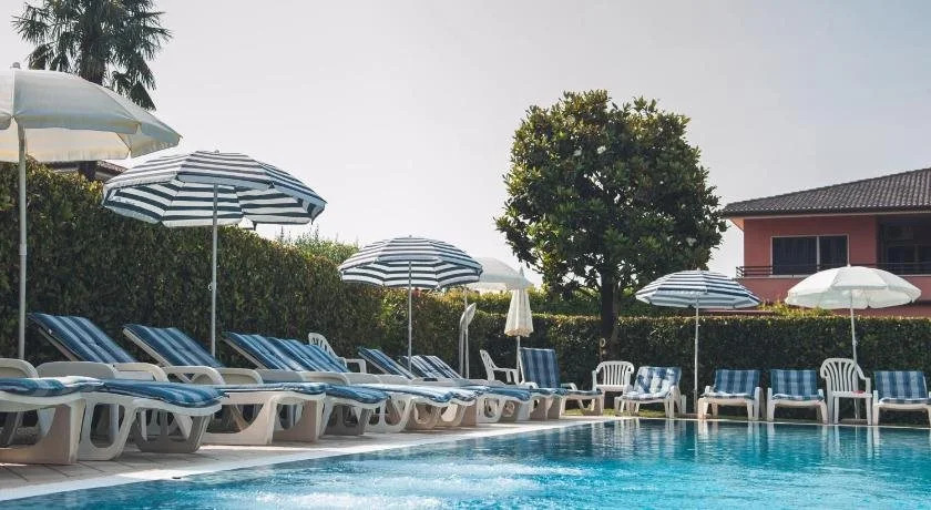 Hotel Paradiso