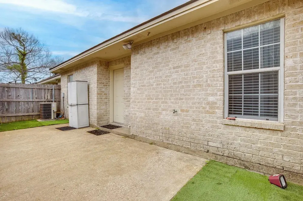 College Station Retreat Near Texas A & M!