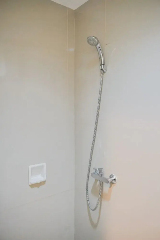 Good Place 1BR Tree Park Apartment near Teras Kota Mall