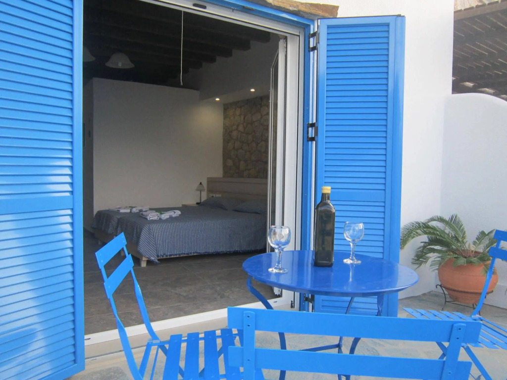 Agnanti Beach Apartments