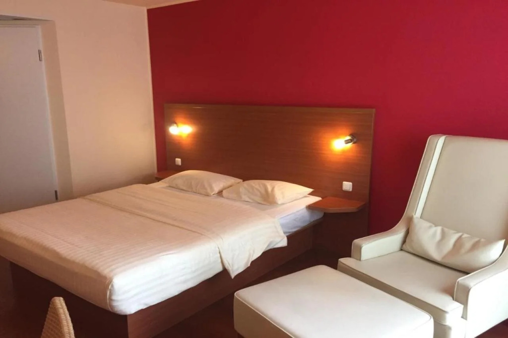Отель Premier Inn Frankfurt City Europaviertel