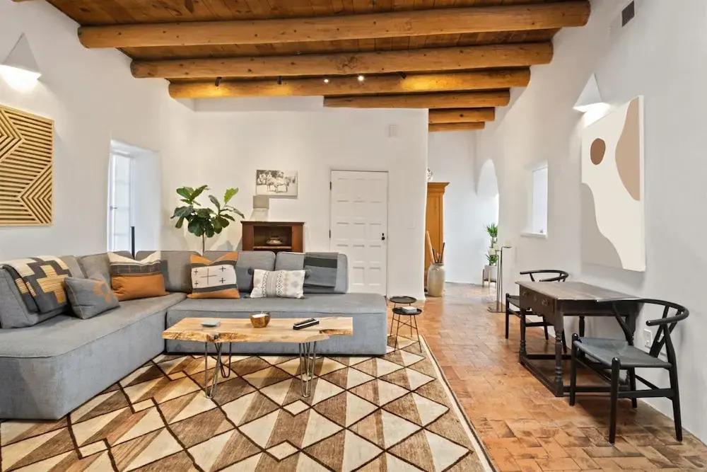 El Ocaso - The Best of Downtown, Luxury Home With Sonos Sound System