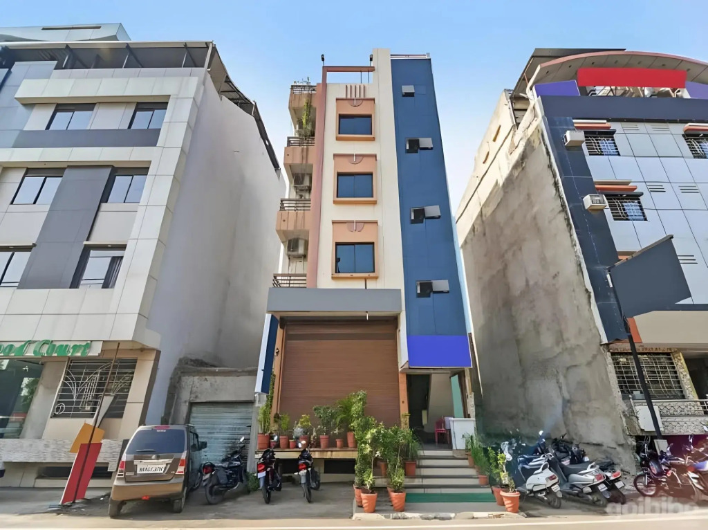 Hotel Kalash (Opp Railway Station) Ujjain