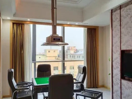 Vienna International Hotel (Zhongshan Old Town Huayi Plaza)