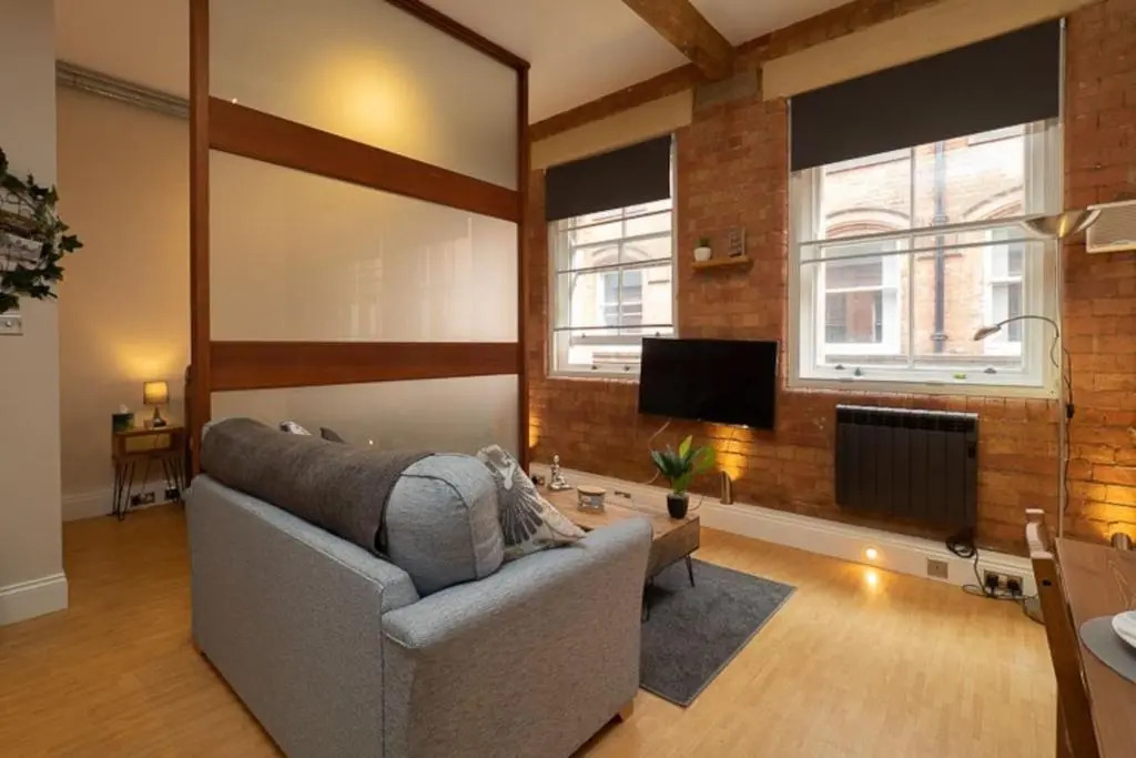 Stylish and comfortable Lace Market Studio Apartment