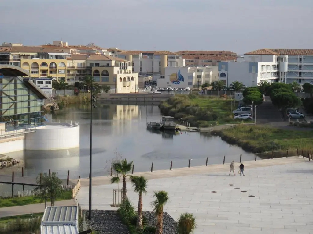 Appartement Sète, 2 pièces, 4 personnes - FR-1-472-148