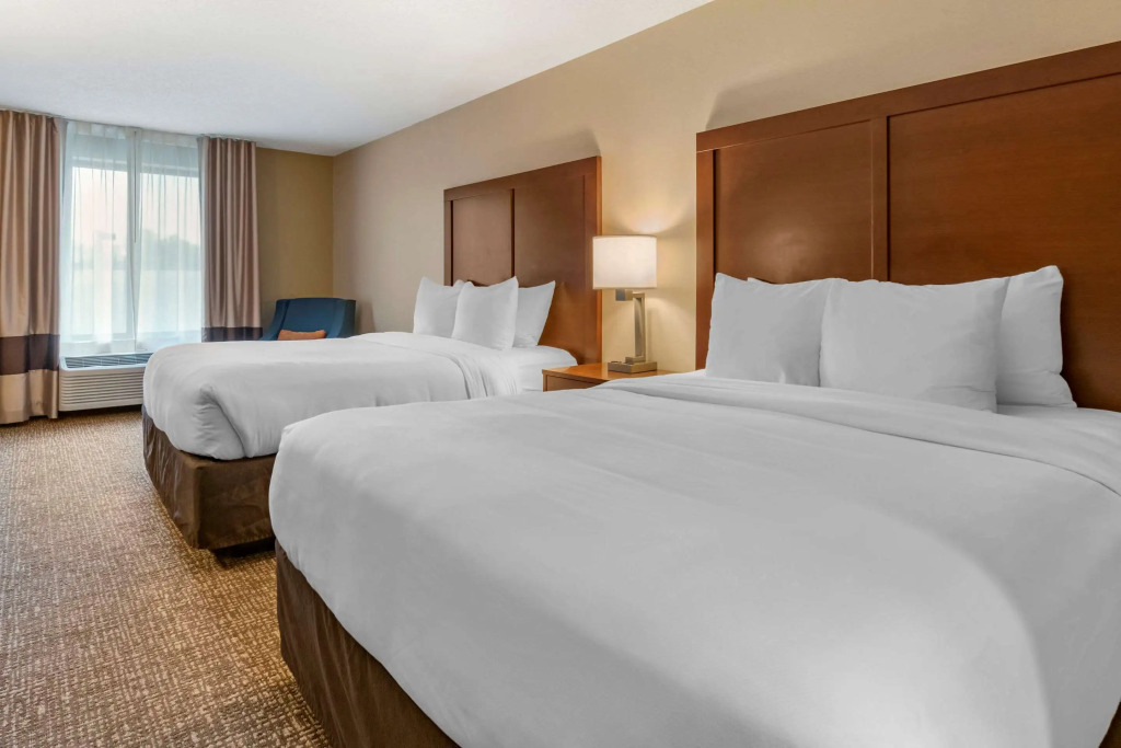Comfort Inn PA Turnpike - 1-81