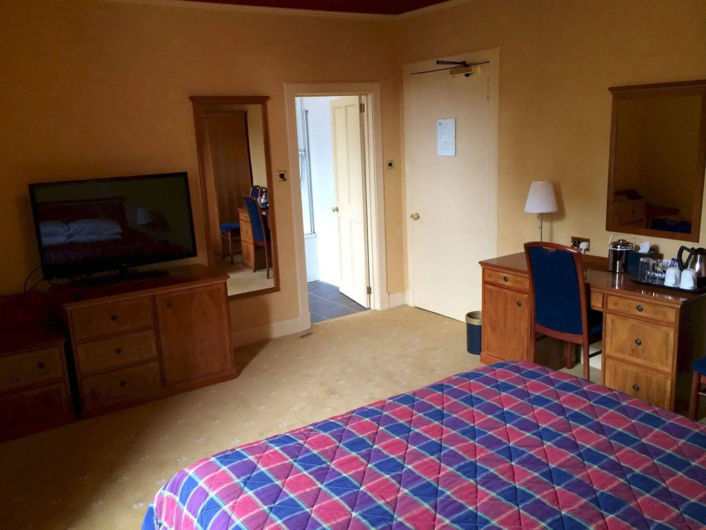 Taychreggan Hotel