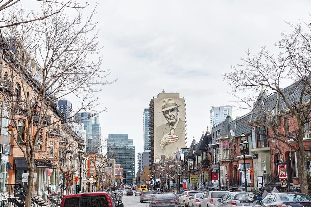 Downtown Condos on De La Montagne by Hometrotting