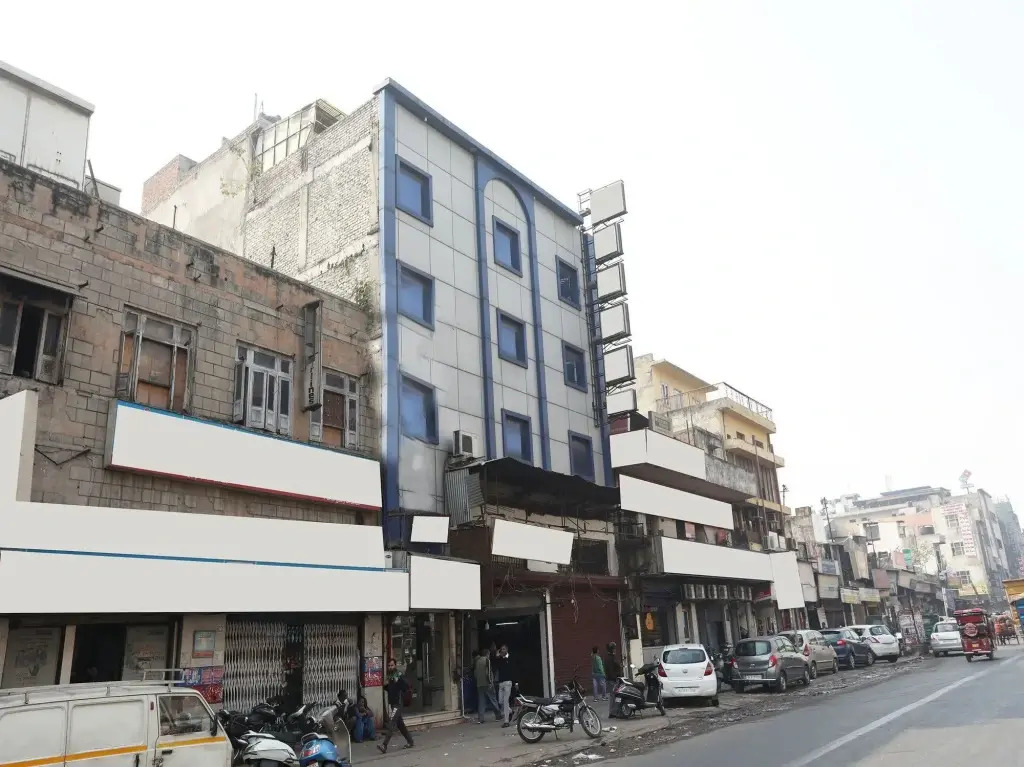 Hotel Aman Inn