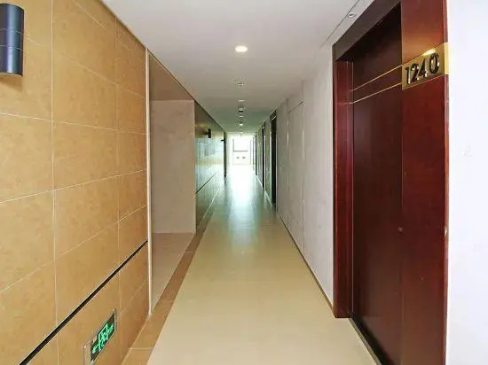 The Roost Hotel