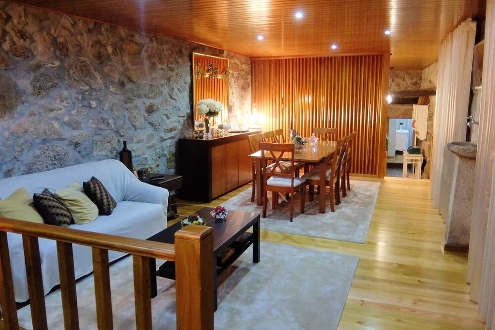 Paradisiacal Villa in Lousada with Private Pool