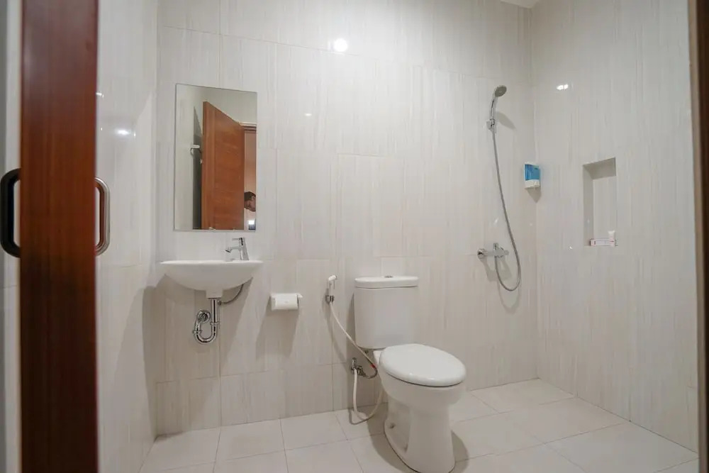 OYO 1574 U xpress Hotel
