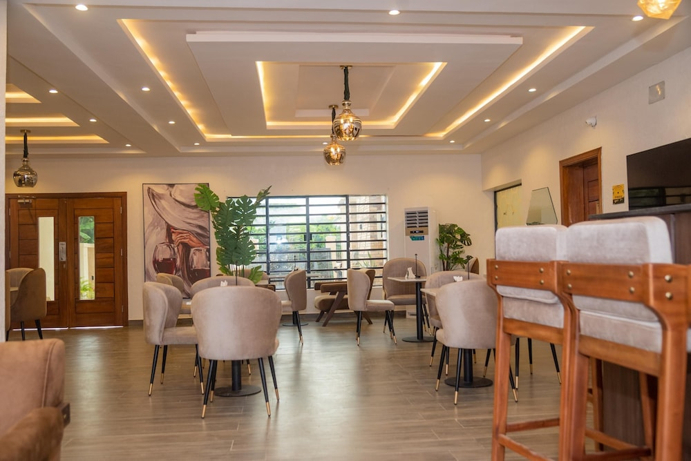 Cavan Hotel