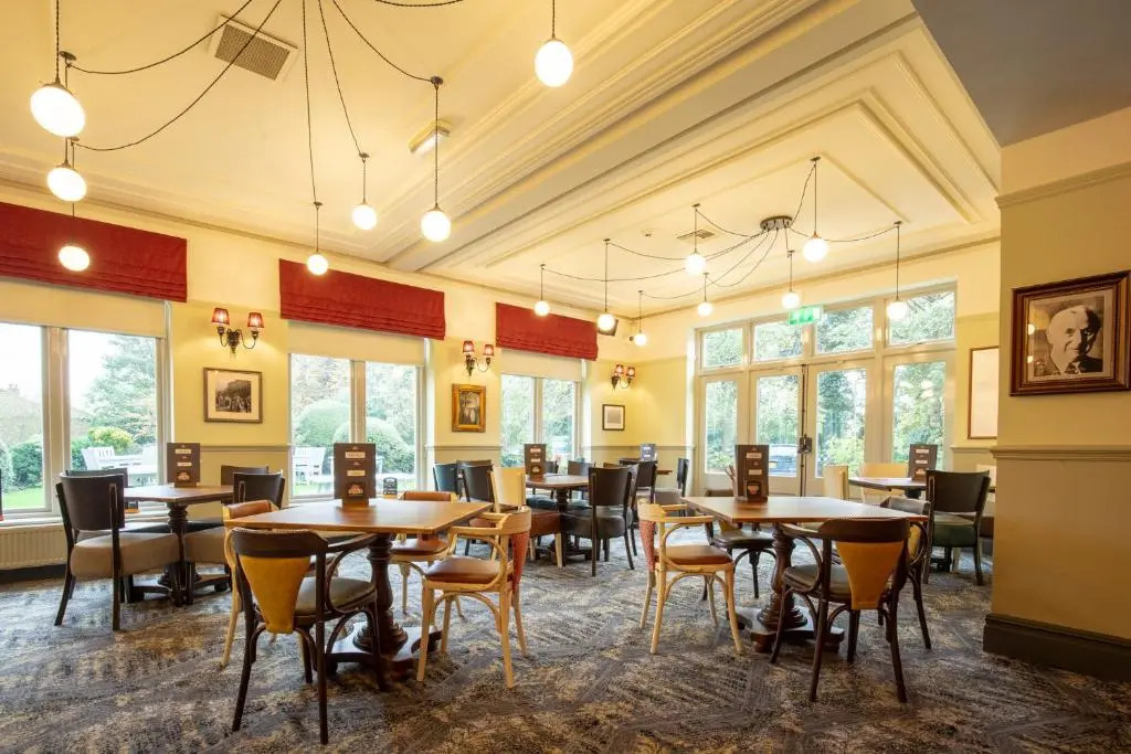 Woodthorpe Hotel