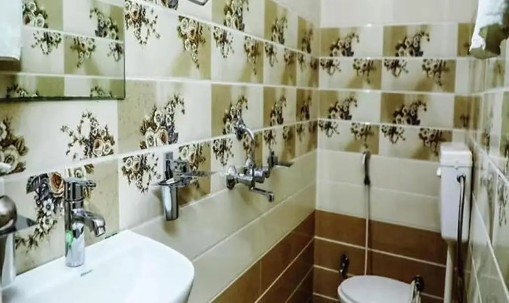 Fabhotel Ambuj
