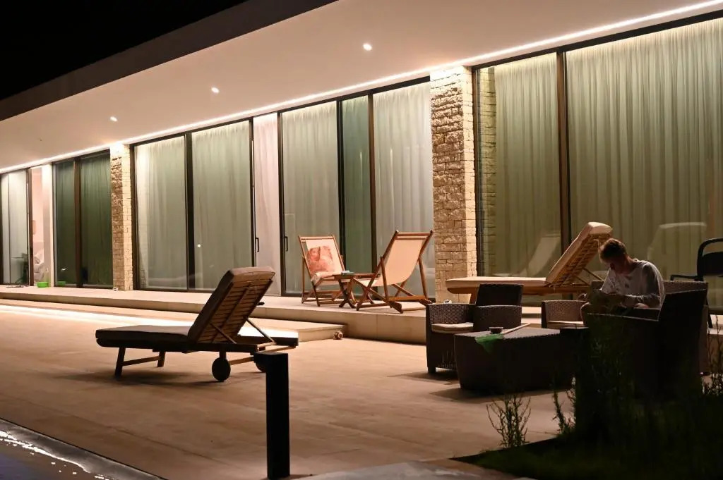 Ellas Residence fantastic pool heated