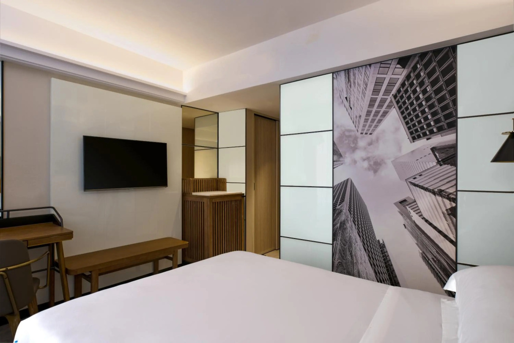 Sheraton Hong Kong Hotel & Towers