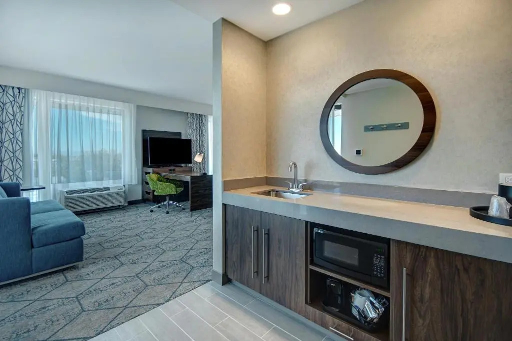 Hampton Inn & Suites Sunnyvale-Silicon Valley, Ca